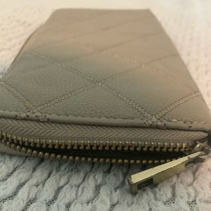 BDG gray wallet